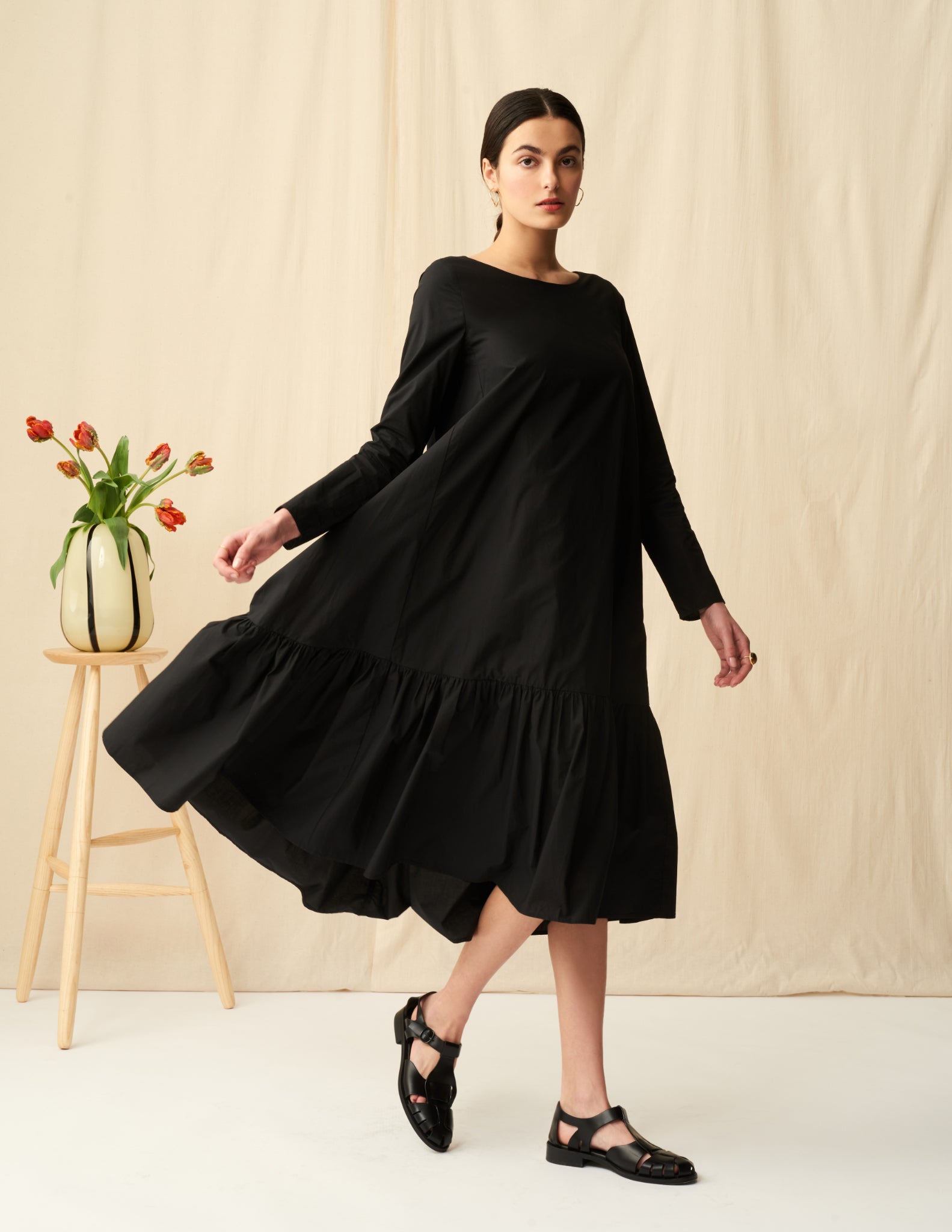フラワーガーデンのドレス Onyx