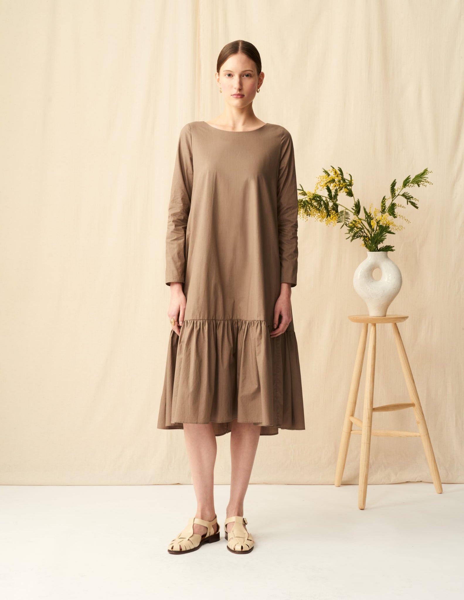 フラワーガーデンのドレス Oak