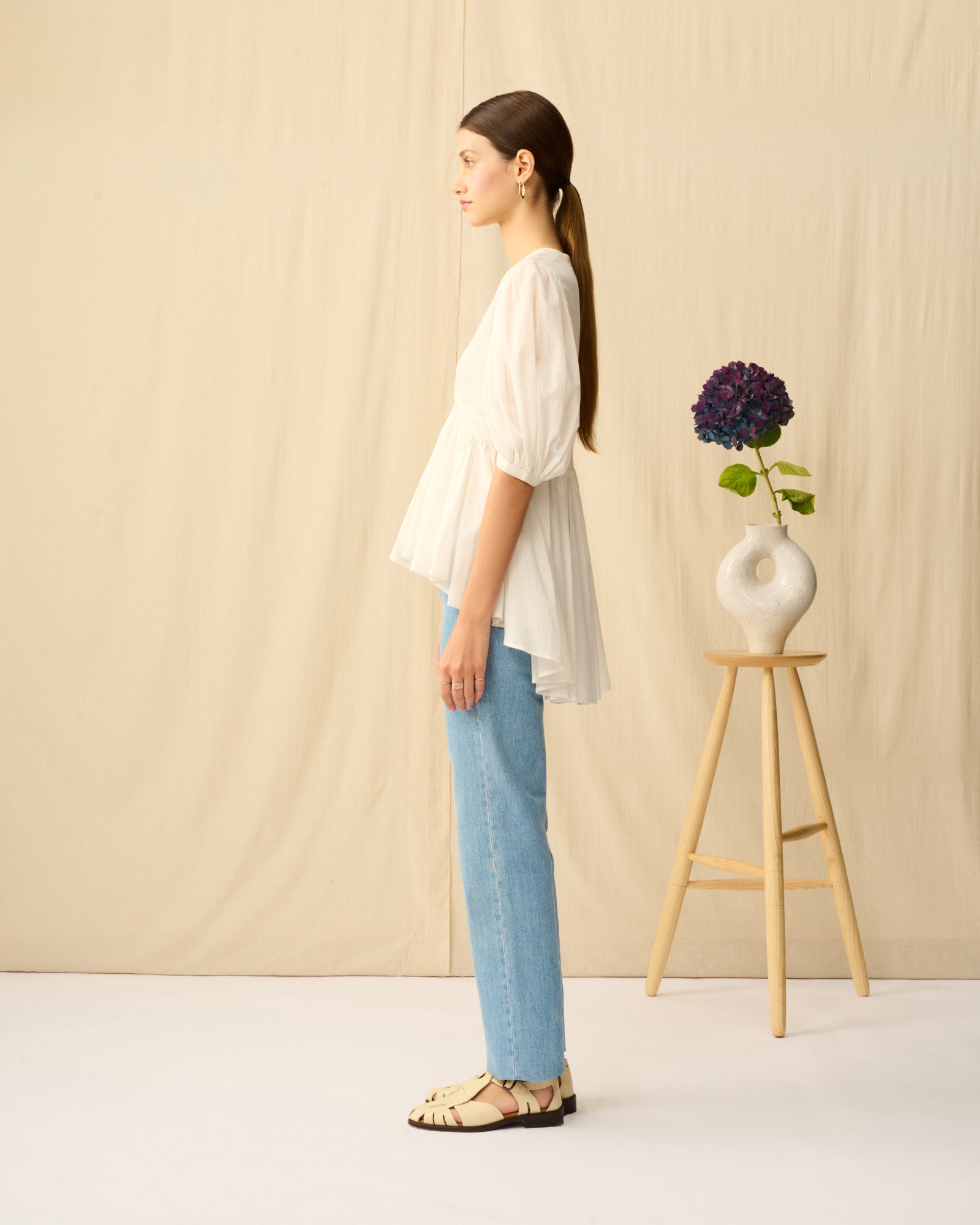 ラストダンスのブラウス White Chalcedony