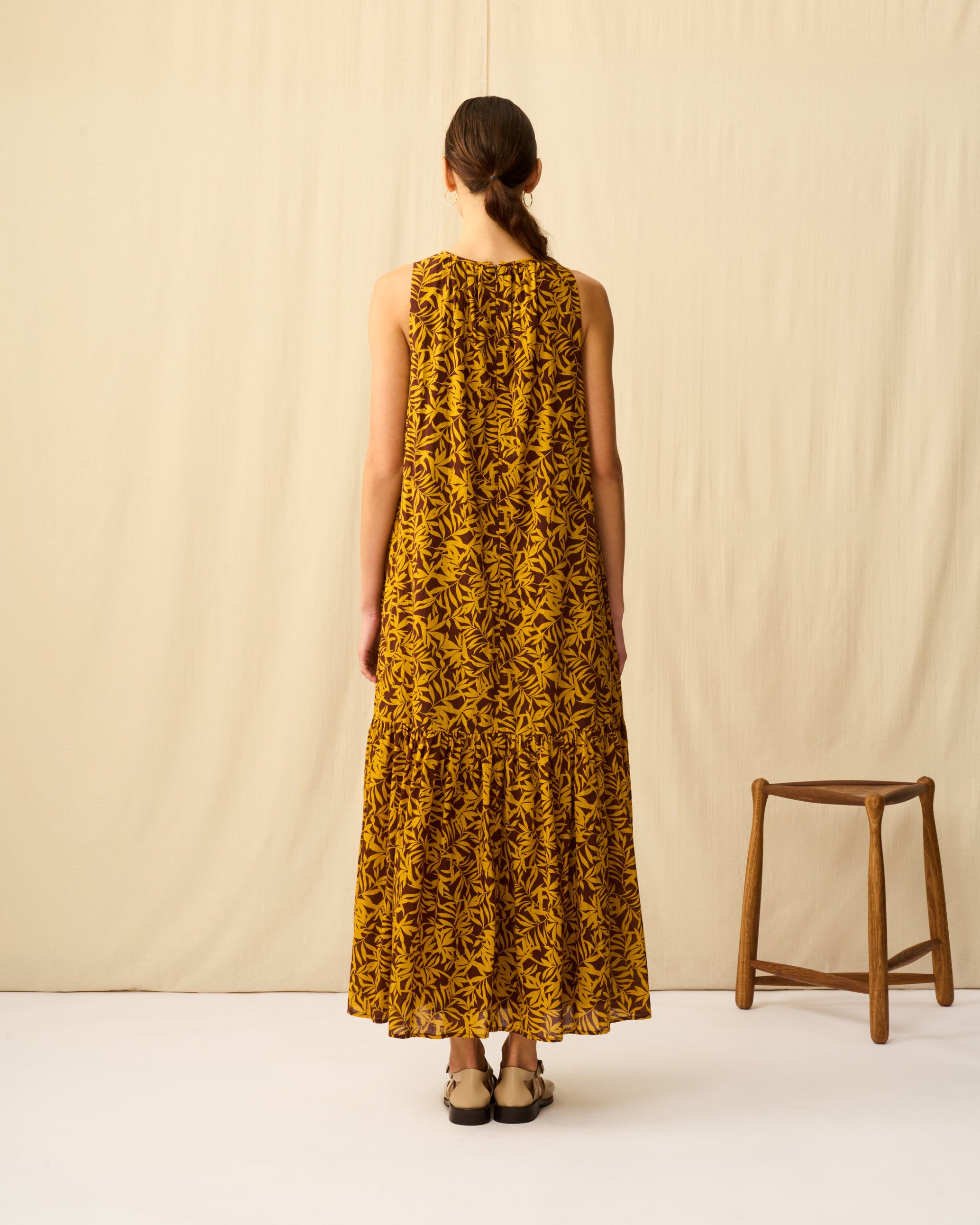 サマービューティー Breezy Leaves/Brown