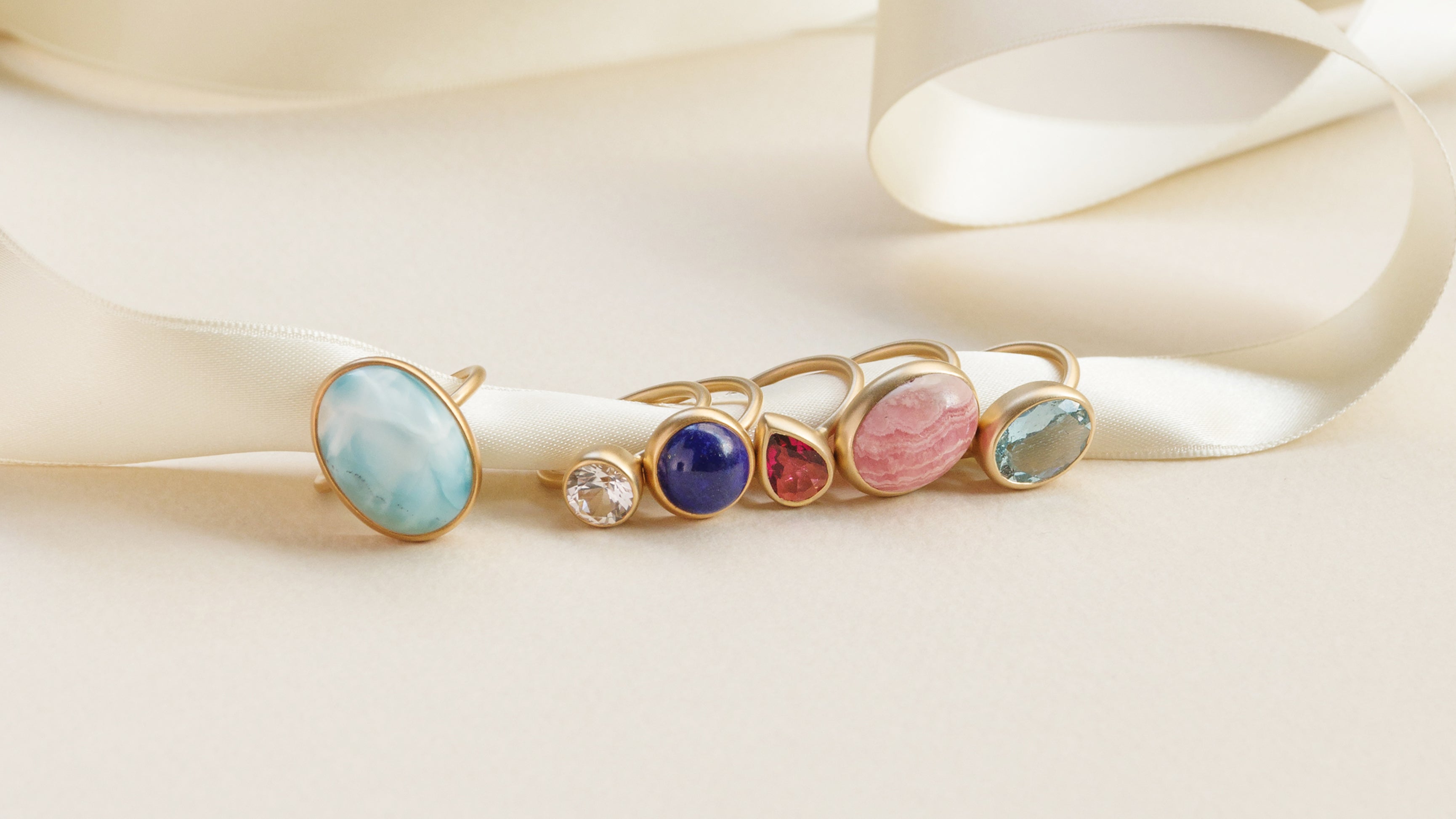 【Shop Blog】<br>表参道ヒルズ店・伊勢丹新宿店本館1階・阪急うめだ本店1階  <br>14 May. 2025