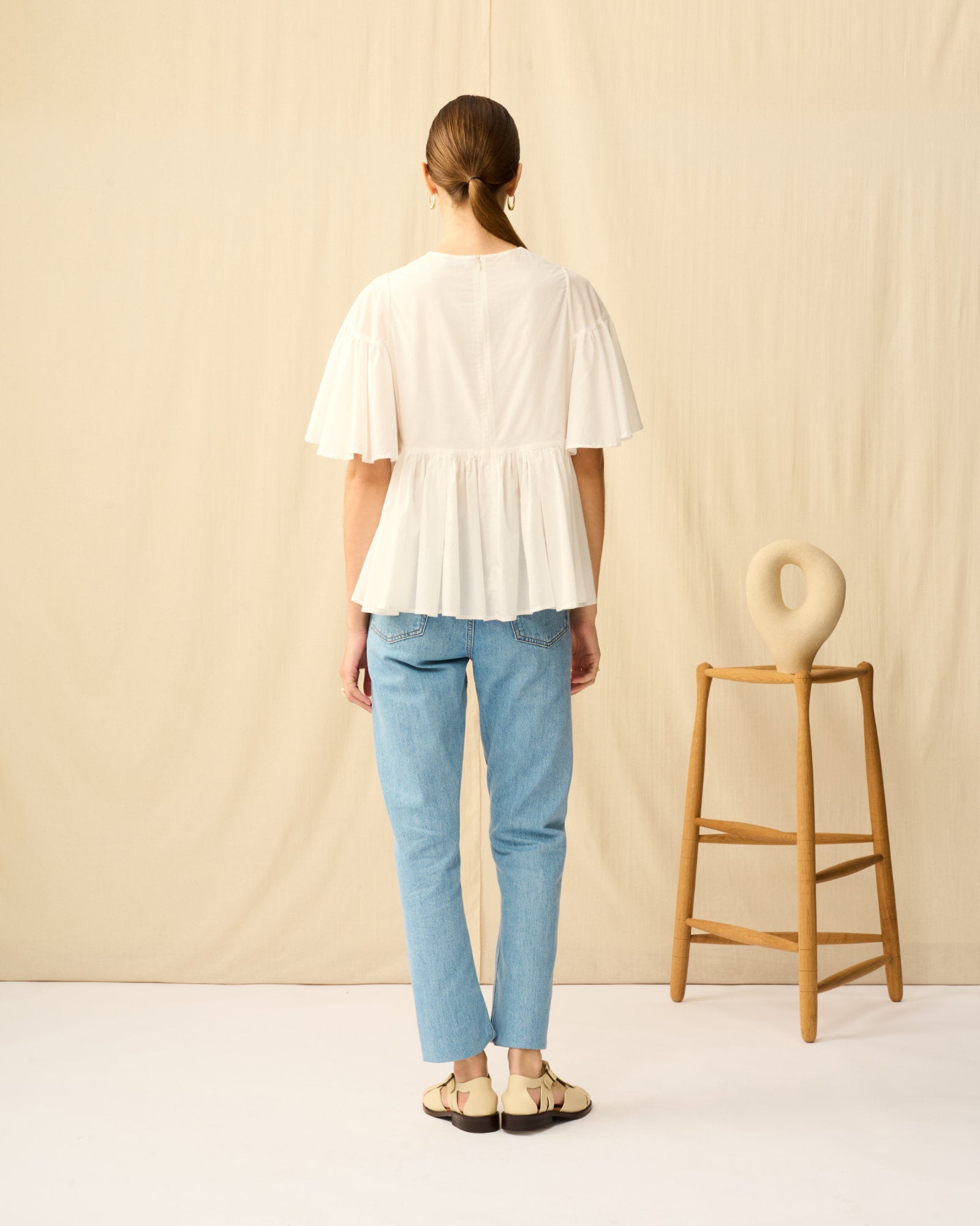 フリージアのブラウス White Chalcedony