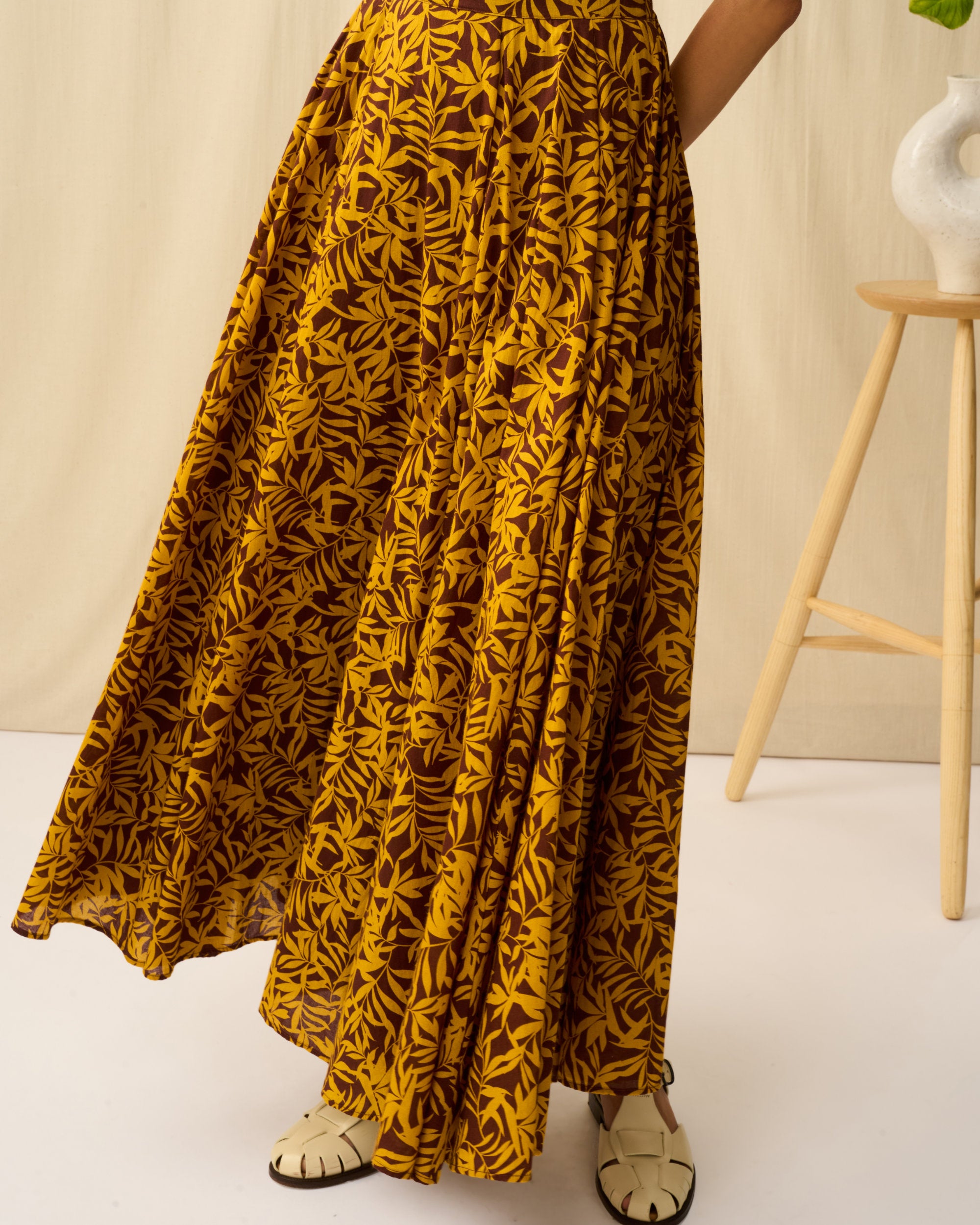 夜風のスカート Breezy Leaves/Brown