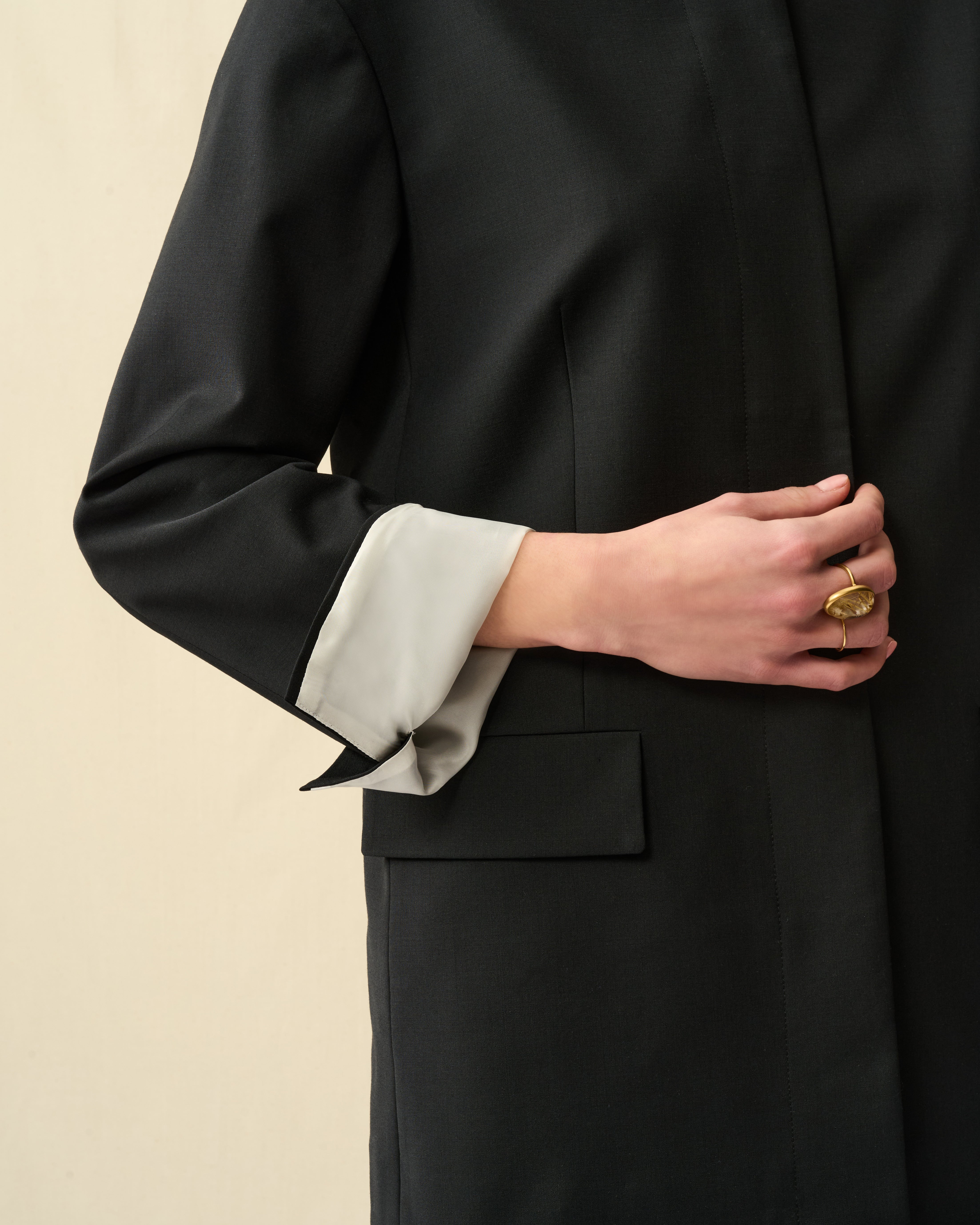 Swan Jacket - Black